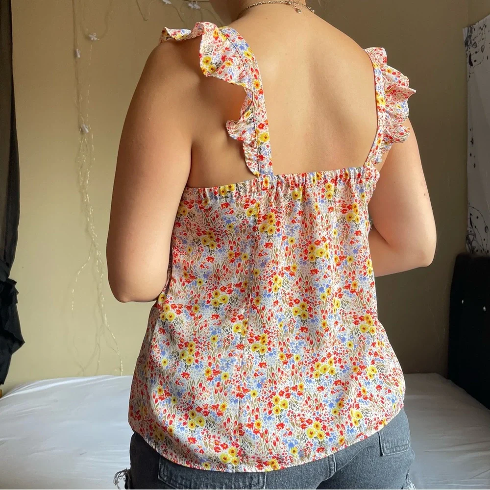 Ditsy Ruffle Strap Top - Picture 4 of 8